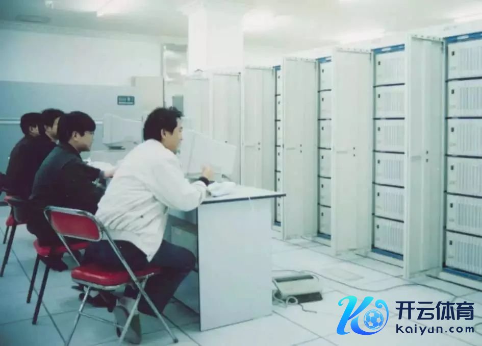 ZXJ10 大容量数字局用交换机